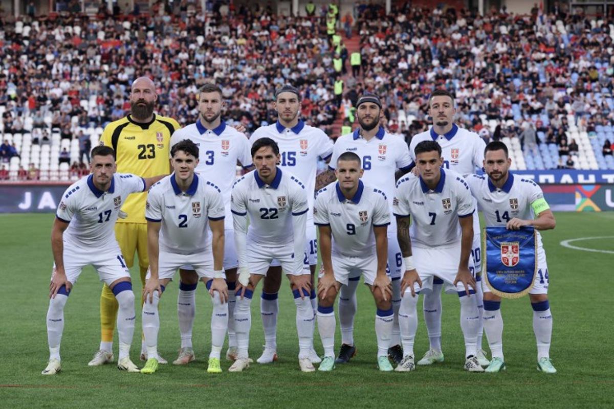Serbia's players pose for a team picture before the UEFA Nations League Group A2 football match between Serbia and Netherlands at the Rajko Mitic stadium in Belgrade on September 27, 2026.  Pedja Milosavljevic / AFP
