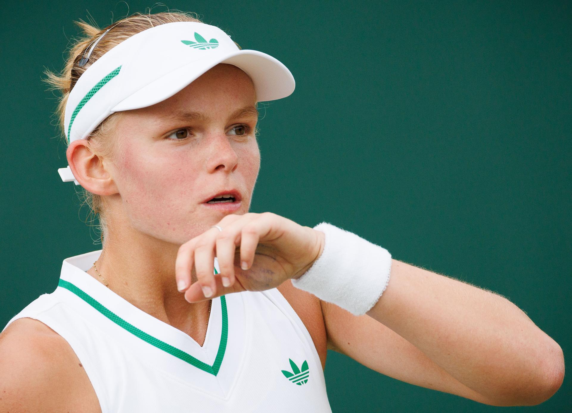 Belgian Jeline Vandromme reacts during a tennis match against Spanish Torner-Sensano, in the first round of the girls' singles at the 2025 Wimbledon grand slam tournament, Saturday 05 July 2025 at the All England Tennis Club, in South-West London, Britain. BELGA PHOTO BENOIT DOPPAGNE
