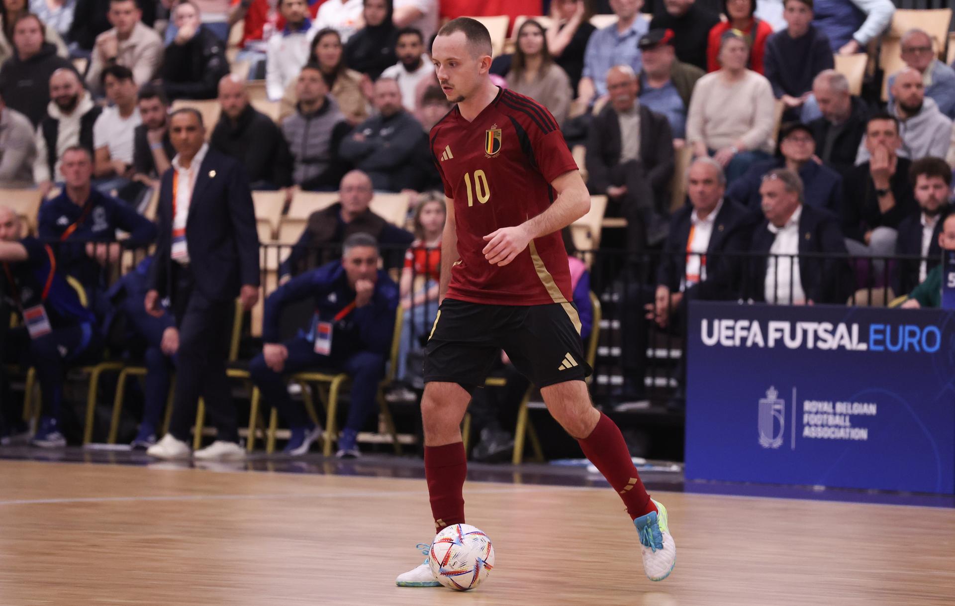 Belgium's Marvin Ghislandi pictured in action during a futsal game between Belgium and Czechia, in Roosdaal, on Wednesday 12 March 2025, the main round of qualification of the group 9 (match 5/6) for the Euro 2026. BELGA PHOTO VIRGINIE LEFOUR