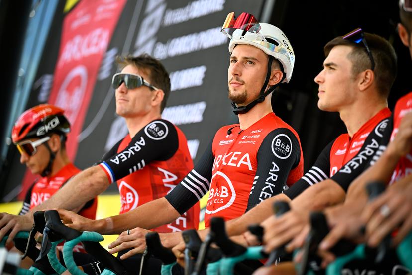 French Kevin Vauquelin of Arkea-BB Hotels pictured at the start of stage 19 of the 2025 Tour de France cycling race, from Albertville to La Plagne (130km), on Friday 25 July 2025 in France. The 112th edition of the Tour de France starts on Saturday 5 July in Lille, France, and will finish in Paris, France on the 27th of July.   BELGA PHOTO JASPER JACOBS