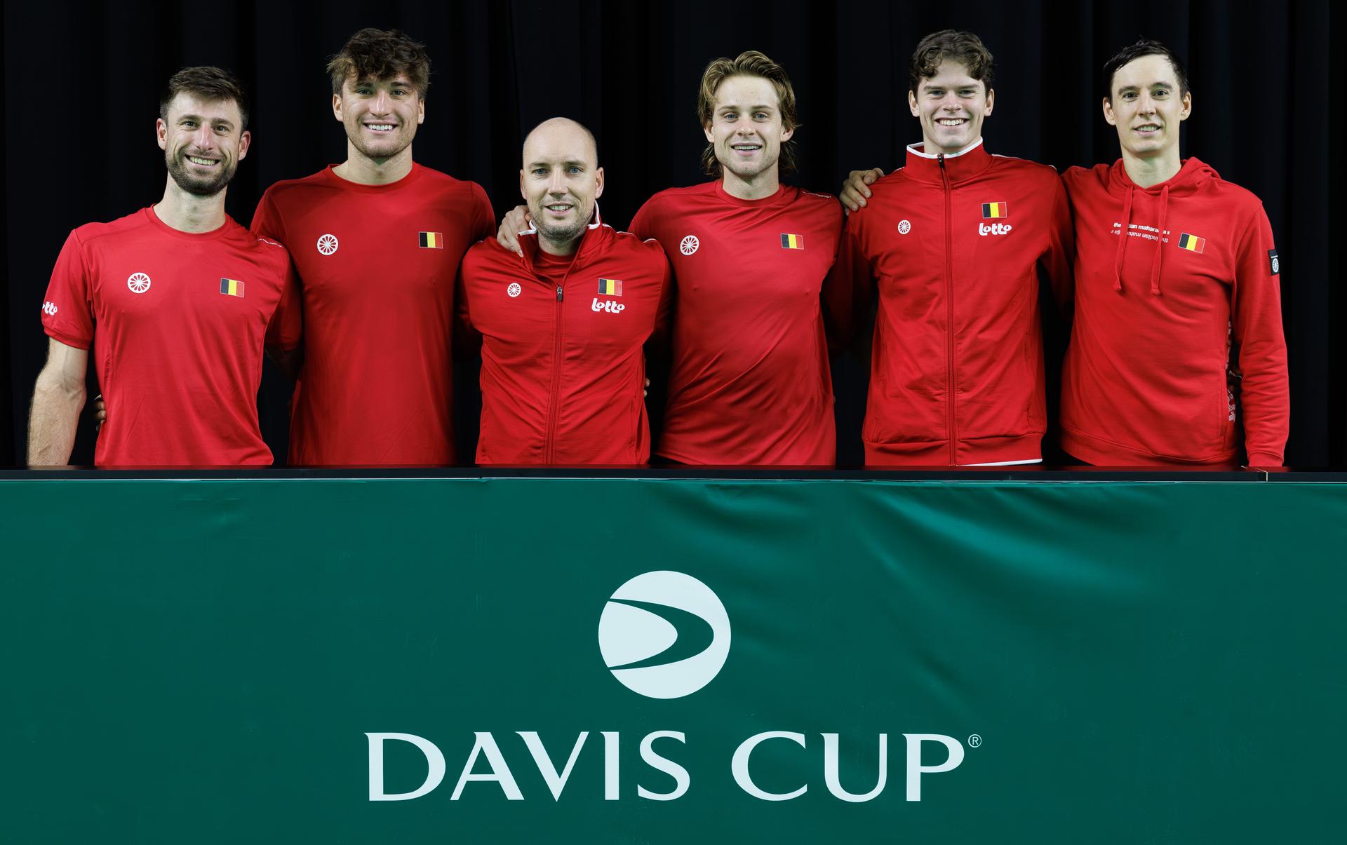 Belgian Sander Gille, Belgian Raphael Collignon, Belgian captain Steve Darcis, Belgian Zizou Bergs, Belgian Alexander Blockx and Belgian Joran Vliegen pose for the photographer after a training practice in Bologna, Italy, on Thursday 20 November 2025. Belgium will compete Italy in the semi finals of the Davis Cup top eight Finals, taking place in Bologna from November 18 to 23. BELGA PHOTO BENOIT DOPPAGNE