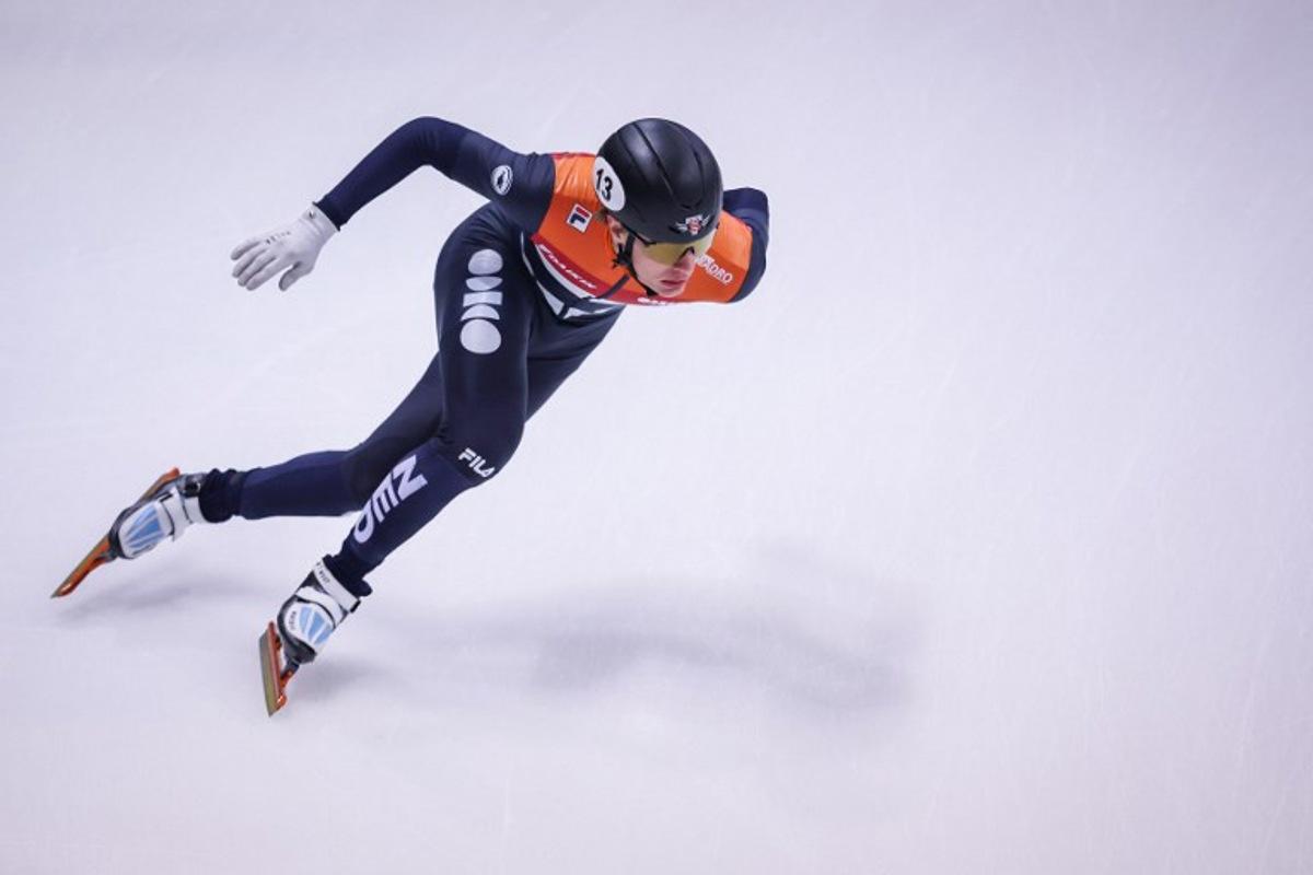 Jens van't Wout #13 of the Netherlands competes during the Men's 5000m Relay final race on Day 3 of the ISU European short track speed skating Championships in Dresden, eastern Germany, on January 19, 2025.  Ronny HARTMANN / AFP