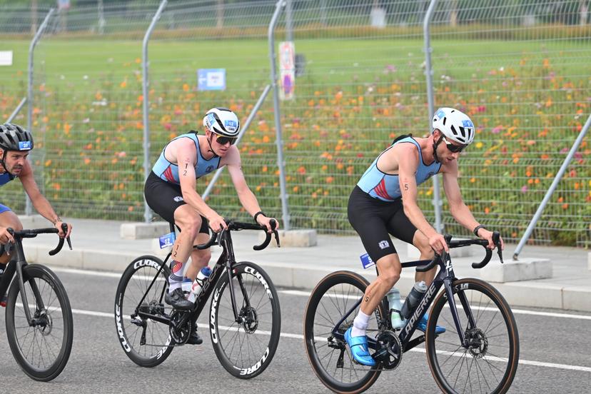 ATTENTION EDITORS - HANDOUT PICTURE - EDITORIAL USE ONLY - MANDATORY CREDIT BOIC - COIB   -  Thibaut De Smet and Vincent Bierinckx (R) ride during the Men duathlon event at the World Games 2025, in Chenghdu, China, on Saturday 9 AUgust 2025. This year, the World Games take place from 07 to 17 augustus. PHOTO HANDOUT BOIC - COIB