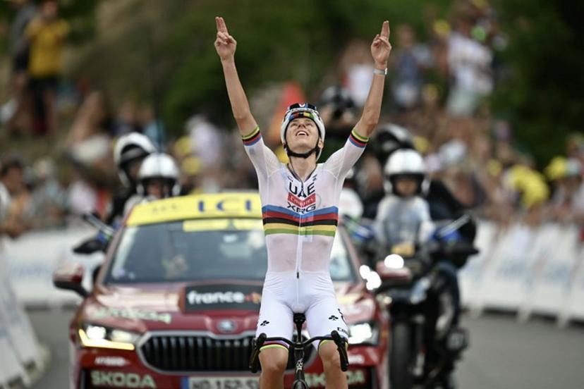 UAE Team Emirates - XRG's Slovenian rider Tadej Pogacar cycles to the finish line to win the 6th stage of the 113th edition of the Tour de France cycling race, 186 km between Pau and Gavarnie-Gèdre in the French Pyrenees, on July 9, 2026.  Loic VENANCE / AFP
