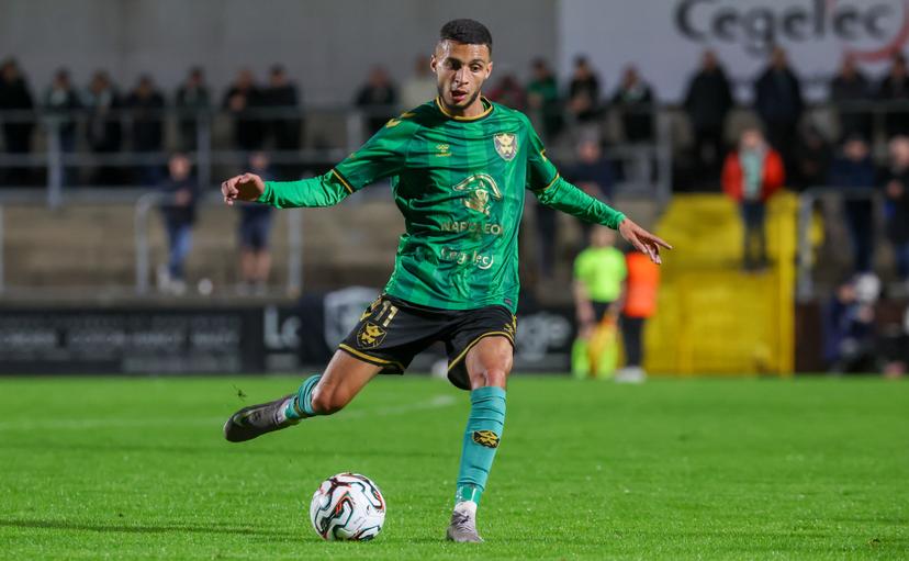 Francs Borains' Kays Ruiz-Atil pictured in action during a soccer game between Royal Francs Borains and KAS Eupen, Saturday 13 September 2025 in Boussu, on day 5 of the 2025-2026 'Challenger Pro League' 1B second division of the Belgian championship. BELGA PHOTO VIRGINIE LEFOUR