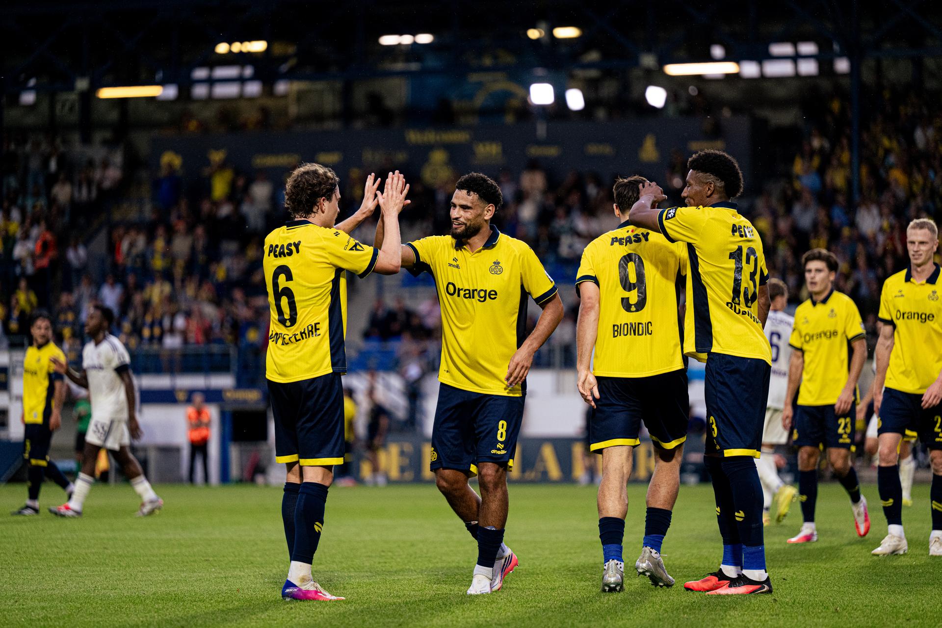 Union's players celebrate after scoring during a soccer match between Union Saint-Gilloise and RSC Anderlecht, Sunday 30 August 2026 in Brussels, on day 4 of the 2026-2027 'Jupiler Pro League' first division of the Belgian championship. BELGA PHOTO EMILE WINDAL