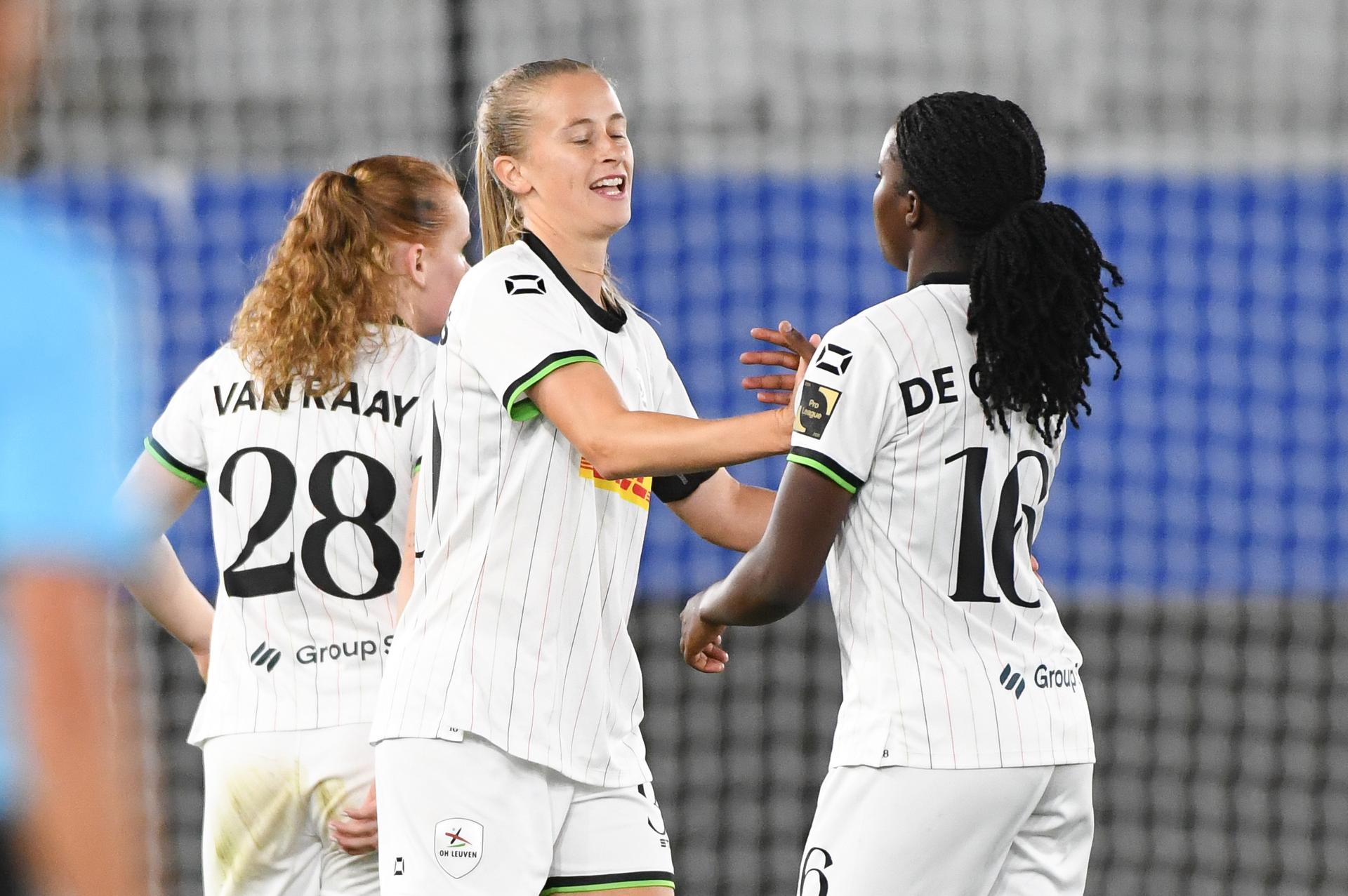 OHL Women's Kadhiya De Ceuster and OHL Women's Julie Biesmans celebrate after winning a soccer match between Oud-Heverlee Leuven Women and Bosnian-Herzegovinian SFK 2000 Sarajevo, Wednesday 27 August 2025 in Leuven, the first game in the qualification tournament for the UEFA Champions League competition. BELGA PHOTO JILL DELSAUX
