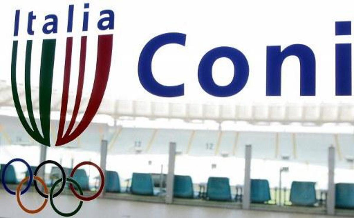 Picture taken 11 October 2006 shows a Logo of CONI (Italian National Olympic Committee) at the Olympic Stadium in Rome, 11 october 2006. The Italian soccer teams involved in the scandal, Juventus were relegated to Italy's second division (Serie B) and made to start on minus 17 points for their part in rigging matches in the 2004-05 season, AC Milan, Fiorentina and Lazio all kept their Serie A status but were deducted points, made last chance in team's final appeal to the Italian Olympic Committee's Court of Arbitration.    AFP PHOTO / ANDREAS SOLARO