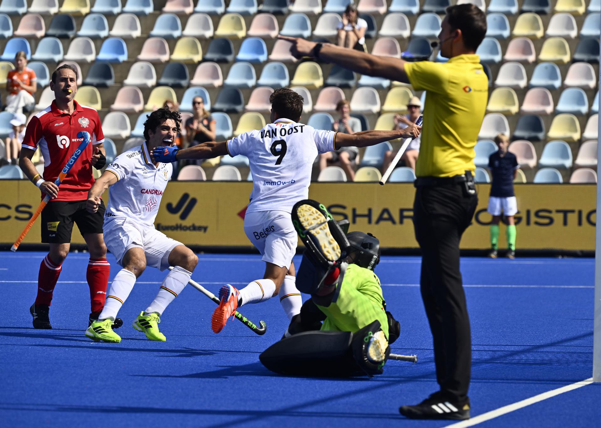 Belgium's Maxime Van Oost scores a goal during a hockey game between Belgian national team Red Lions and Austria, match 1/3 in the pool stage of the 2025 men's European championships, Saturday 09 August 2025 in Monchengladbach, Germany. BELGA PHOTO ERIC LALMAND
