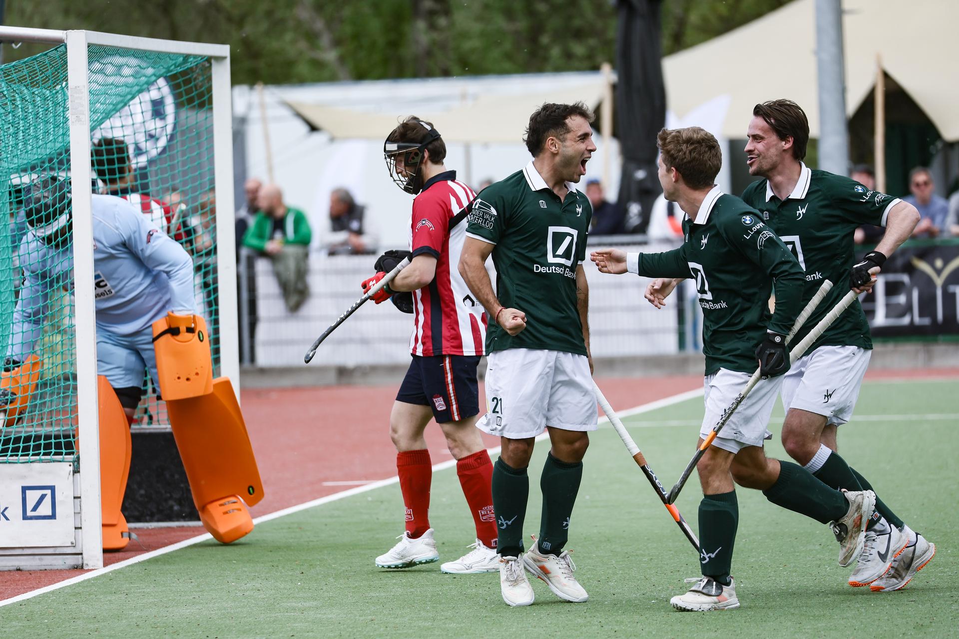 WatDucks' players celebrate during a hockey game between Waterloo Ducks and Royal Leopold Club, Sunday 19 April 2026 in Waterloo, in the day 19 of the Belgian Hockey League men 2025-2026 season. BELGA PHOTO BRUNO FAHY