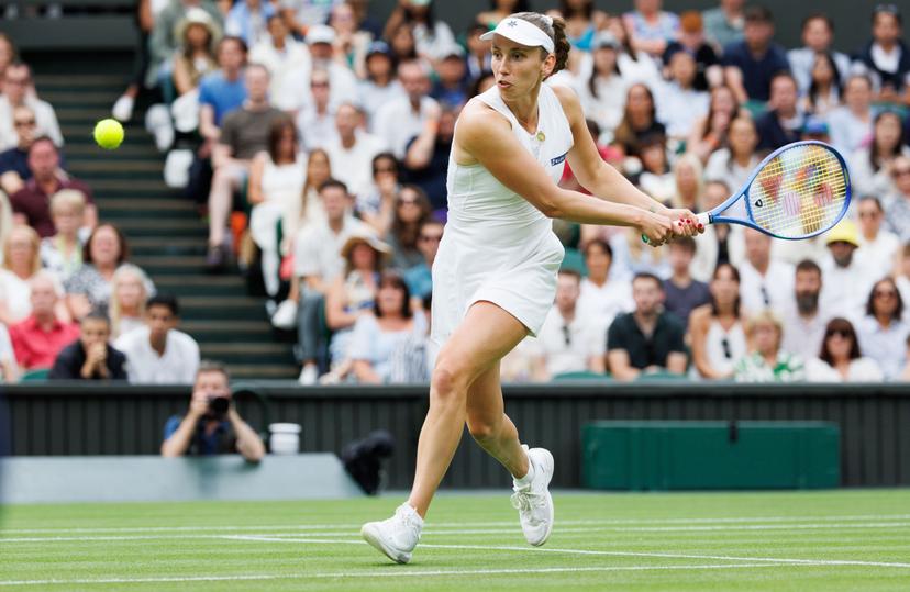 Belgian Elise Mertens pictured in action during a tennis match against Belarusian Sabalenka, in the round of 16 of the women's singles at the 2025 Wimbledon grand slam tournament, Sunday 06 July 2025 at the All England Tennis Club, in South-West London, Britain. BELGA PHOTO BENOIT DOPPAGNE