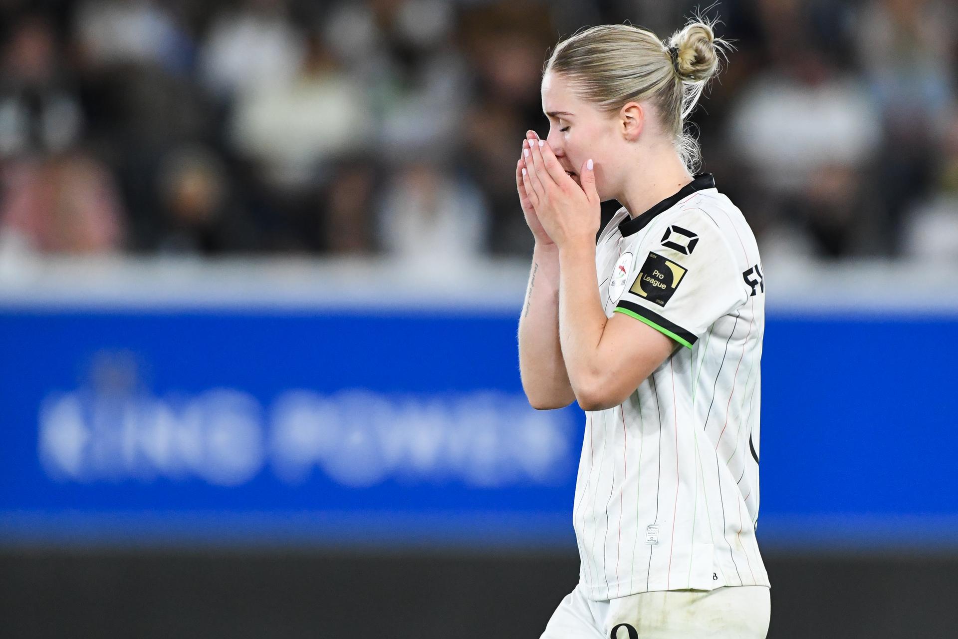 OHL Women's Kim Everaerts looks dejected during a soccer match between Oud-Heverlee Leuven Women and Bosnian-Herzegovinian SFK 2000 Sarajevo, Wednesday 27 August 2025 in Leuven, the first game in the qualification tournament for the UEFA Champions League competition. BELGA PHOTO JILL DELSAUX