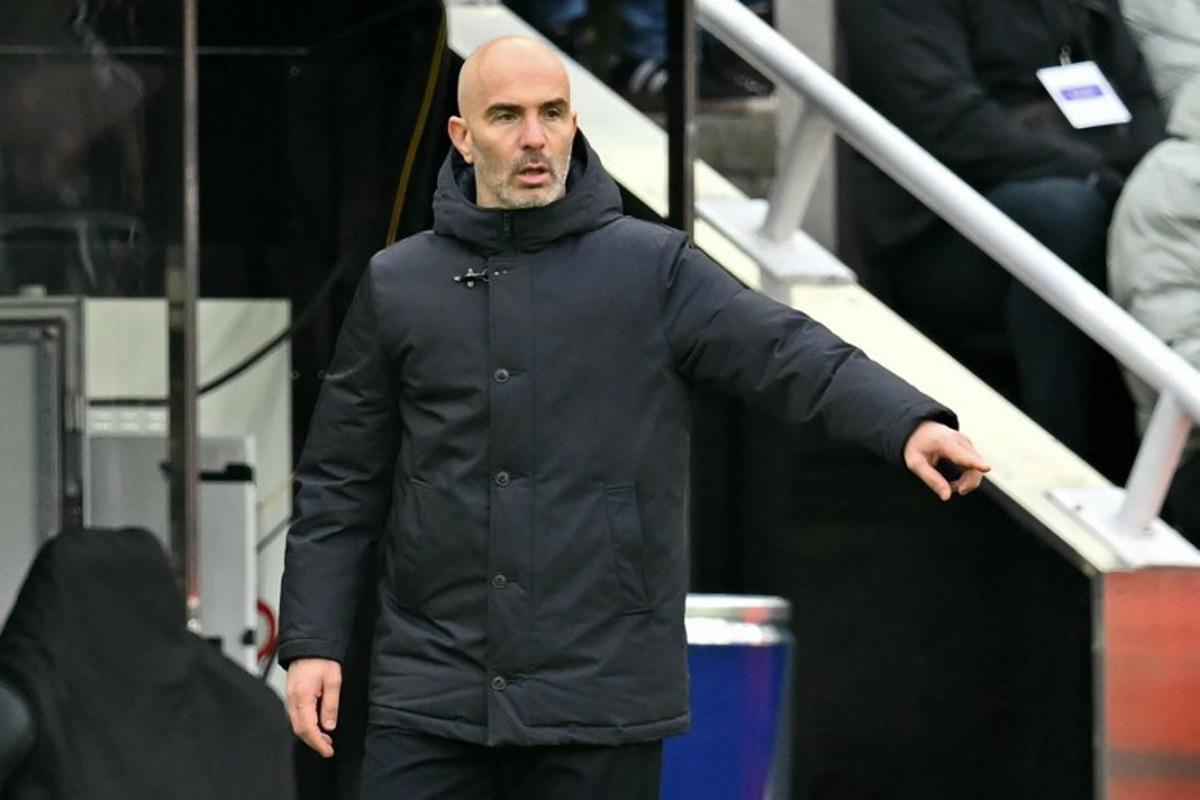 Chelsea's Italian head coach Enzo Maresca gestures on the touchline during the English Premier League football match between Newcastle United and Chelsea at St James' Park in Newcastle-upon-Tyne, north east England on December 20, 2025.  ANDY BUCHANAN / AFP