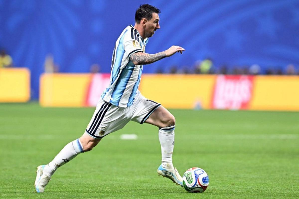 Argentina's forward #10 Lionel Messi controls the ball during the 2026 World Cup round of 16 football match between Argentina and Egypt at Atlanta Stadium in Atlanta on July 7, 2026.   ROBERTO SCHMIDT / AFP