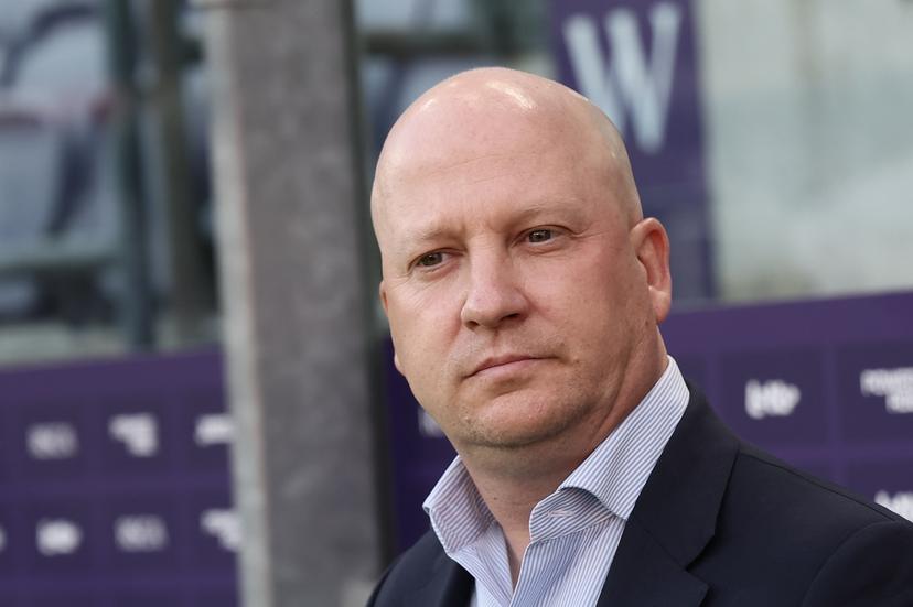 AEK's head coach Marko Nikolic pictured at the start of a soccer game between Belgian RSC Anderlecht and Greek AEK Athens, on Thursday 21 August 2025 in Brussels, the first leg of the play-offs round for the UEFA Conference League competition. BELGA PHOTO BRUNO FAHY