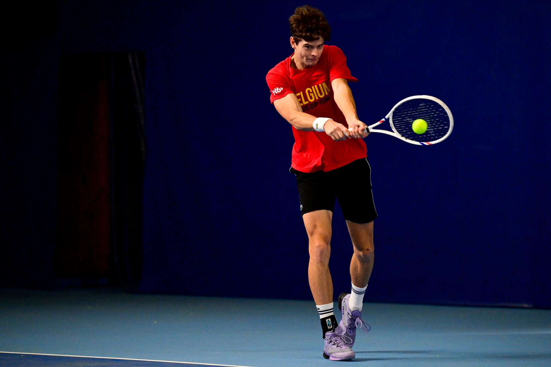 Belgian Alexander Blockx pictured in action during an open training session of the Belgian Davis Cup team ahead of the Davis Cup Finals (November 18-23), in Wilrijk, on Wednesday 12 November 2025. BELGA PHOTO DIRK WAEM