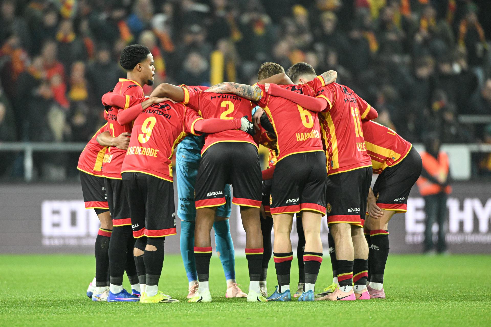 Mechelen's players pictured before a soccer match between KV Mechelen and KVC Westerlo, Sunday 25 January 2026 in Mechelen, on day 22 of the 2025-2026 'Jupiler Pro League' first division of the Belgian championship. BELGA PHOTO JILL DELSAUX