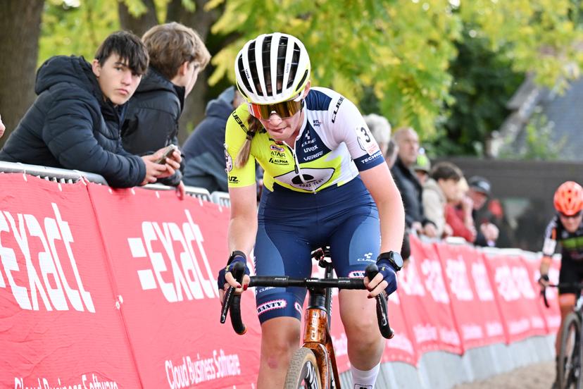 Belgian Julie Brouwers pictured in action during the women's elite race of the Exact Cross, stage 1 (out of 7) in the Exact Cross cyclocross competition, in Meulebeke, on Saturday 04 October 2025. BELGA PHOTO MAARTEN STRAETEMANS