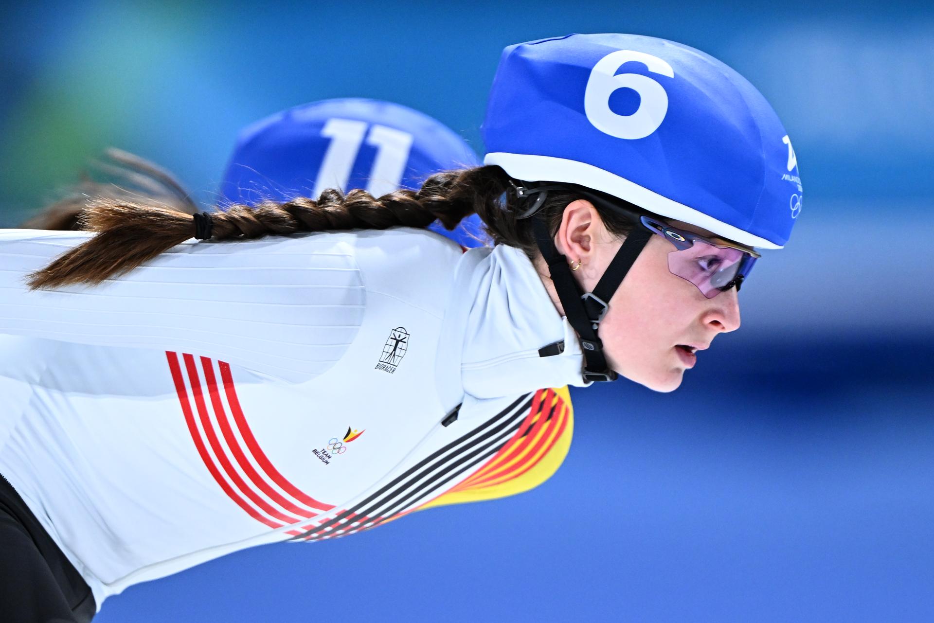 Belgian Fran Vanhoutte pictured in action during the semifinals of the mass start women Speed Skating at the Milano Cortina 2026 Olympic Winter Games, on Saturday 21 February 2026 in Milan, Italy. The XXV Winter Olympics take place from 6 to 22 February 2026 in Italy. BELGA PHOTO JASPER JACOBS