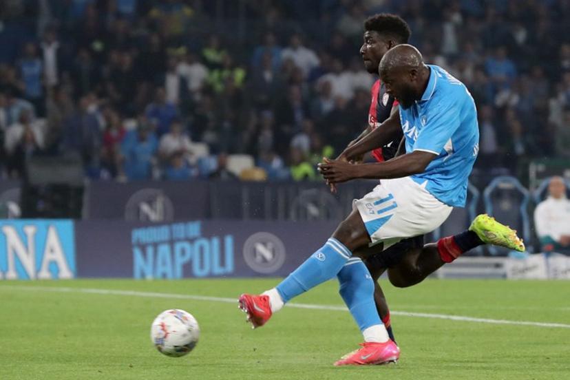 Napoli's Belgian forward #11 Romelu Lukaku scores his team's second goal during the Italian Serie A football match between Napoli and Cagliari at the Diego Armando Maradona stadium in Naples on May 23, 2025.  Carlo Hermann / AFP