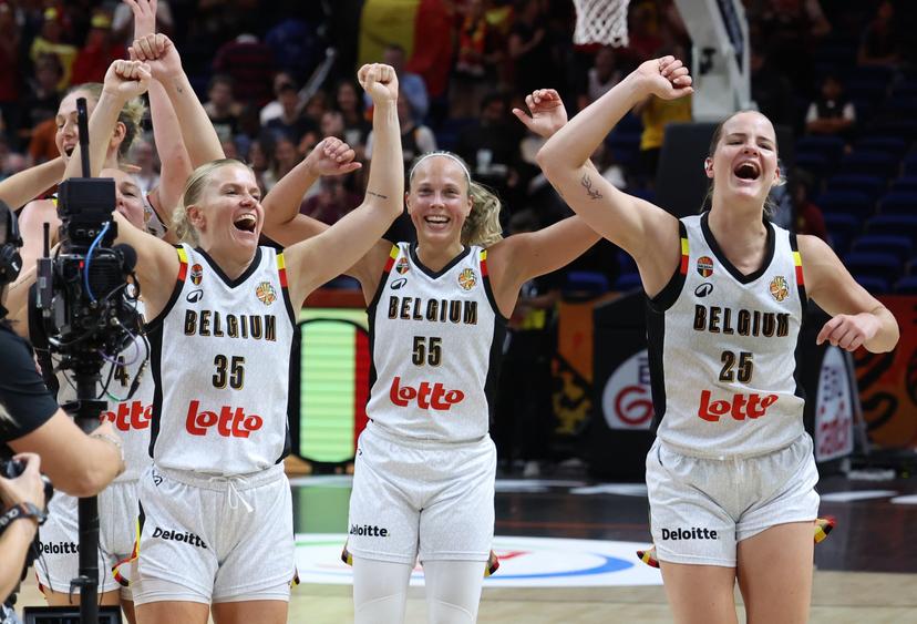 Belgian Cats' players celebrate after winning a basketball game between Belgian national team Belgian Cats and Australia,  game 3 of the group phase at the FIBA Women's Basketball World Cup, on Monday 7 September 2026, in Berlin, Germany. The FIBA Women's Basketball World Cup takes place in Berlin from 4 to 23 September 2026. BELGA PHOTO VIRGINIE LEFOUR
