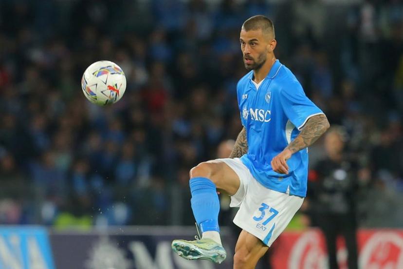 Napoli's Italian defender #37 Leonardo Spinazzola controls the ball during the Italian Serie A football match SSC Napoli against Torinoi FC at the Diego Armando Maradona Stadium, in Naples on April 27, 2025.  CARLO HERMANN / AFP