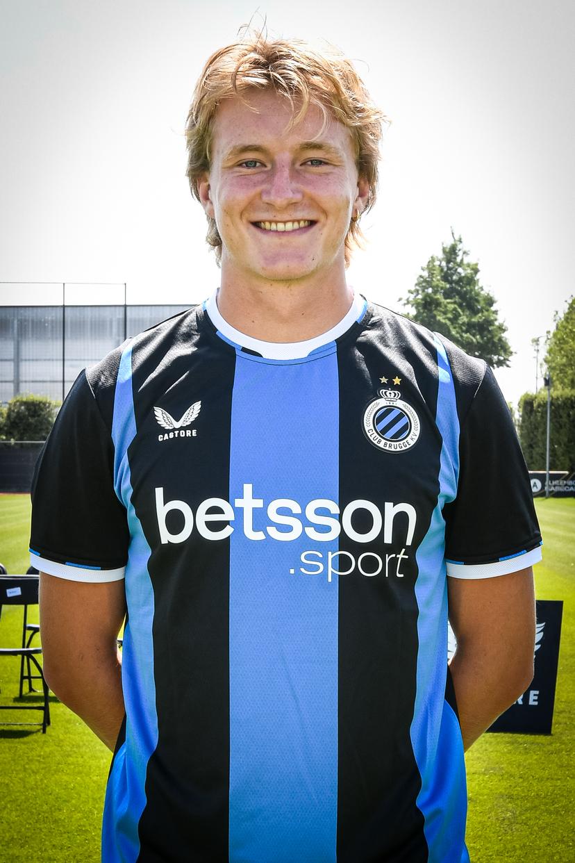 Club's Cisse Sandra pose for photographer, during the photoshoot of Belgian Jupiler Pro League soccer team Club Brugge, on Thursday 16 July 2026 in Knokke-Heist. BELGA PHOTO JILL DELSAUX