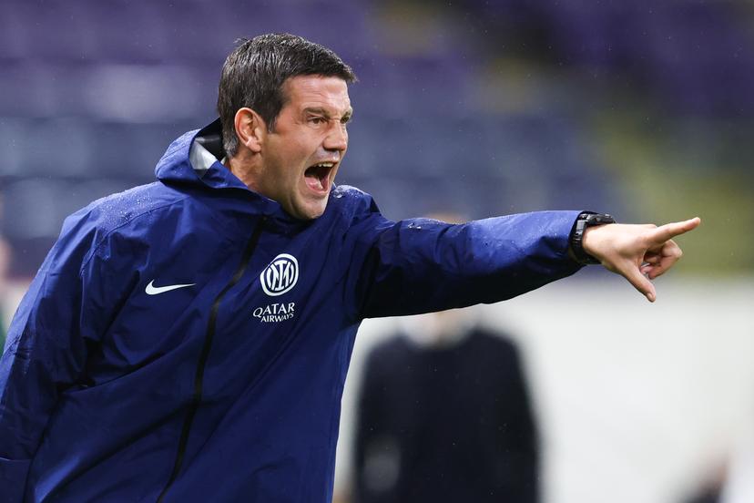 Inter's head coach Cristian Chivu pictured during a soccer game between Belgian Royale Union Saint-Gilloise and Italian Internazionale Milano, Tuesday 21 October 2025 in Brussels, on the third day of the League phase of the UEFA Champions League tournament. BELGA PHOTO BRUNO FAHY