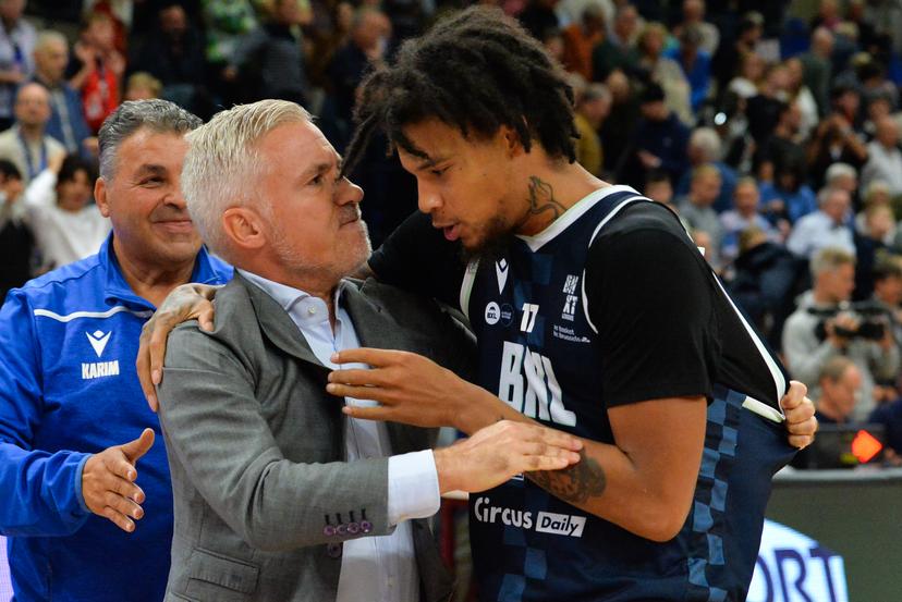 Brussels' head coach Serge Crevecoeur and Brussels' Demetric Horton celebrate after winning a basketball match between Limburg United and Brussels, Friday 03 October 2025 in Mechelen, on day 2 of the 'BNXT League' Belgian/ Dutch first division basket championship. BELGA PHOTO JILL DELSAUX