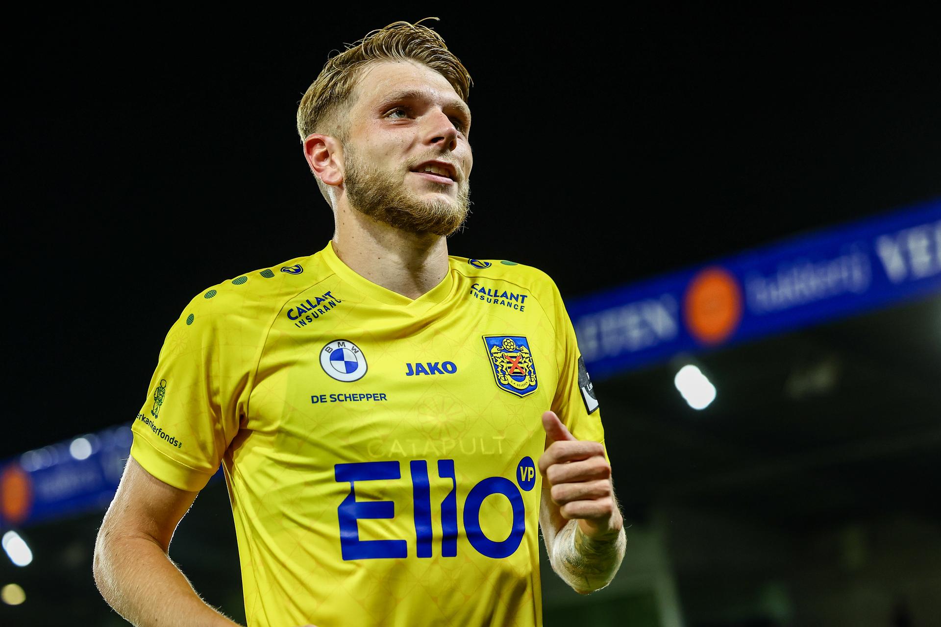 Beveren's Mathis Servais pictured after a soccer game between SK Beveren and Jong Genk, Friday 15 August 2025 in Beveren, on day 2 of the 2025-2026 'Challenger Pro League' 1B second division of the Belgian championship. BELGA PHOTO DAVID PINTENS