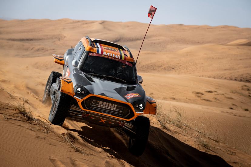 ATTENTION EDITORS - HAND OUT PICTURES - EDITORIAL USE ONLY - MANDATORY CREDIT: 'SIMON BAUCHAU'  Hand out picture released by Eric Dupain shows Guillaum de Mevius and Mathieu Baumel in action during stage 6 of the 2026 Dakar rally race in Ha'Il, Saudi Arabia on Friday 09 January 2026.  *** Belga and Belga Editorial Board decline all responsibility regarding the content of this picture. *** PHOTO HAND OUT - SIMON BAUCHAU