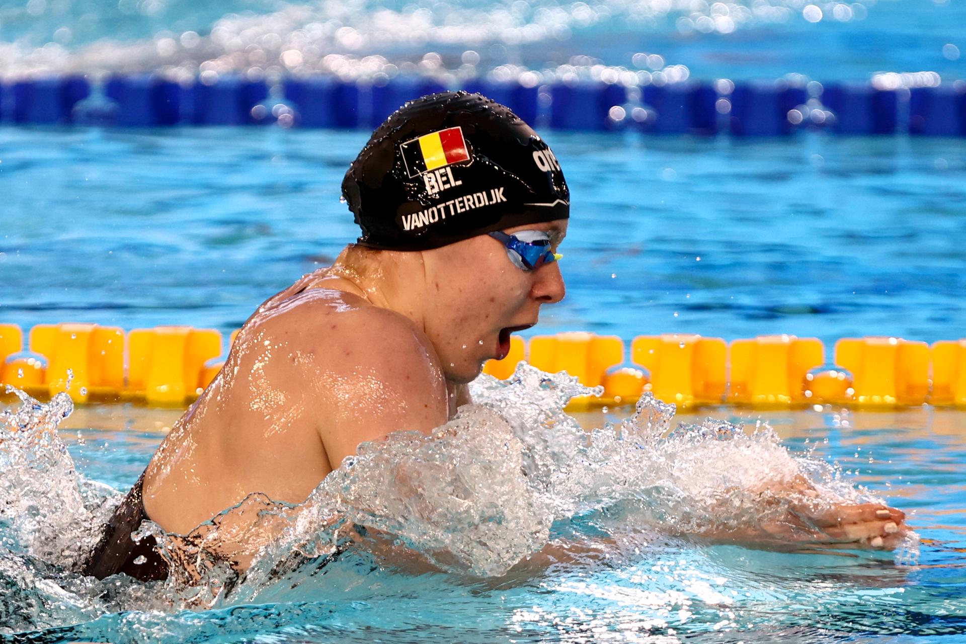 Belgian Roos Vanotterdijk pictured in action during the women's 200m breaststroke at the European Aquatics Short Course Swimming Championships in Lublin, Poland, on Thursday 04 December 2025. BELGA PHOTO NIKOLA KRSTIC