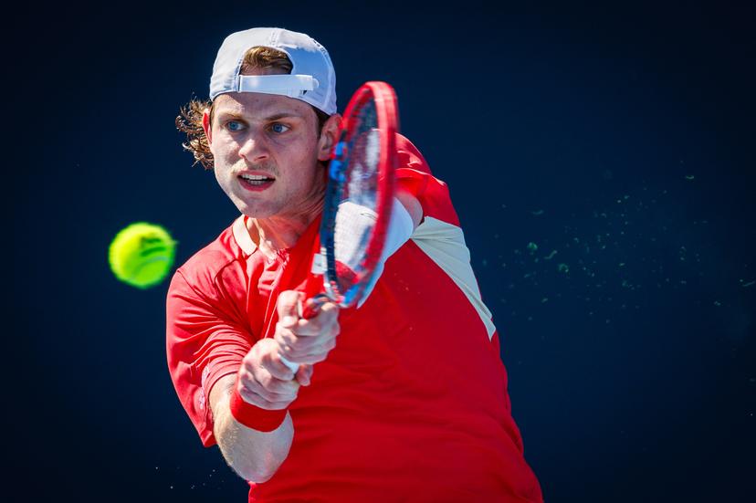 Belgian Zizou Bergs pictured during a tennis match between Argentina's Diaz Acosta and Belgian Bergs, in the first round of the men's singles at the 'Australian Open' Grand Slam tennis tournament, Tuesday 14 January 2025 in Melbourne Park, Melbourne, Australia. The 2025 edition of the Australian Grand Slam takes place from January 12th to January 26th. Bergs lost 6-7, 6-4, 1-6, 6-3, 6-4. BELGA PHOTO PATRICK HAMILTON