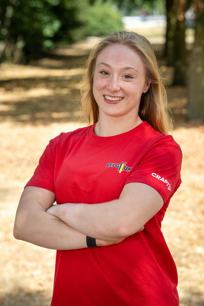Belgian gymnast Lisa Vaelen poses for the photographer at a press conference of Gymfed to announce the Belgian delegation for the European Artistic Gymnastics Championships in Zagreb (13¿23 August), Wednesday 5th of August 2026, in Gent. BELGA PHOTO JONAS ROOSENS