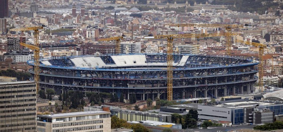 A picture taken on November 14, 2025 shows the ongoing construction of the new FC Barcelona's Camp Nou Stadium in Barcelona.  Josep LAGO / AFP