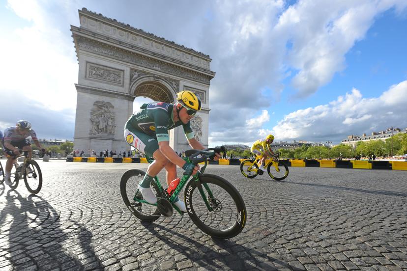 Danish Mads Pedersen of Lidl-Trek pictured in front of Arc De Triomphe during stage 21 of the 2026 Tour de France cycling race, a stage of 130km from Thoiry to Paris Champs-Elysees , on Sunday 26 July 2026. The 113th edition of the Tour de France starts on Saturday 4 July in Barcelona, Spain, and will finish in Paris, France on the 26th of July. BELGA PHOTO DAVID PINTENS