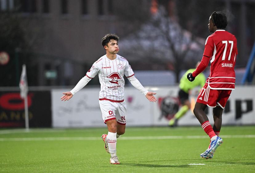 Essevee's Dylan Demuynck celebrates after scoring during a soccer match between SL16 and Zulte Waregem, Saturday 02 December 2023 in Liege, on day 2/30 of the 2023-2024 'Challenger Pro League' second division of the Belgian championship. BELGA PHOTO JOHN THYS