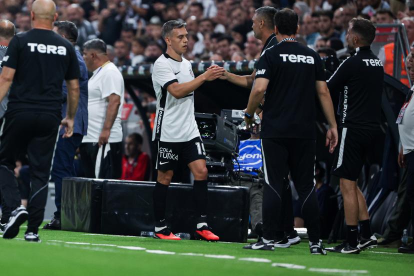 Belgian attacker Leandro Trossard of Besiktas is substituted during a soccer game between Besiktas JK and Eyupspor, in the Turkish Süper Lig competition in Istanbul, Turkey on Sunday 16 August 2026. BELGA PHOTO BURAK BASTURK