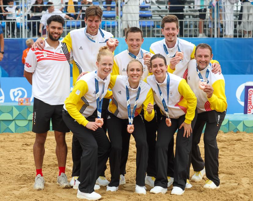 Team Belgian scorpions celebrates after winning the bronze medal at the Beach Korfball event of the 2025 World Games, in Chenghdu, China, on Sunday 17 August 2025. This year, the World Games take place from 7 to 17 August. BELGA PHOTO VIRGINIE LEFOUR