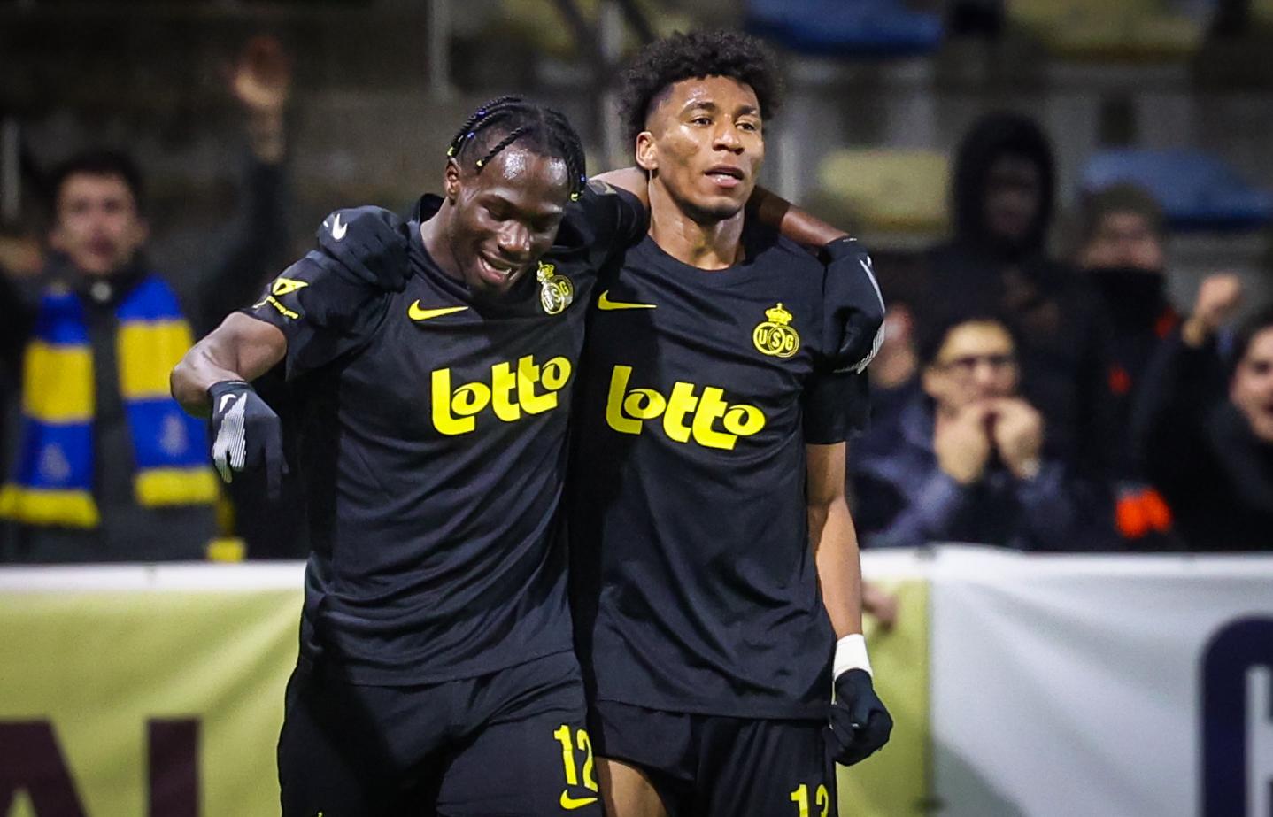 Union's Promise David and Union's Kevin Rodriguez celebrate after scoring during a soccer game between Royale Union Saint-Gilloise and SV Zulte Waregem, in the 1/8 final of the Croky Cup Belgian cup, Wednesday 03 December 2025 in Brussels. BELGA PHOTO VIRGINIE LEFOUR