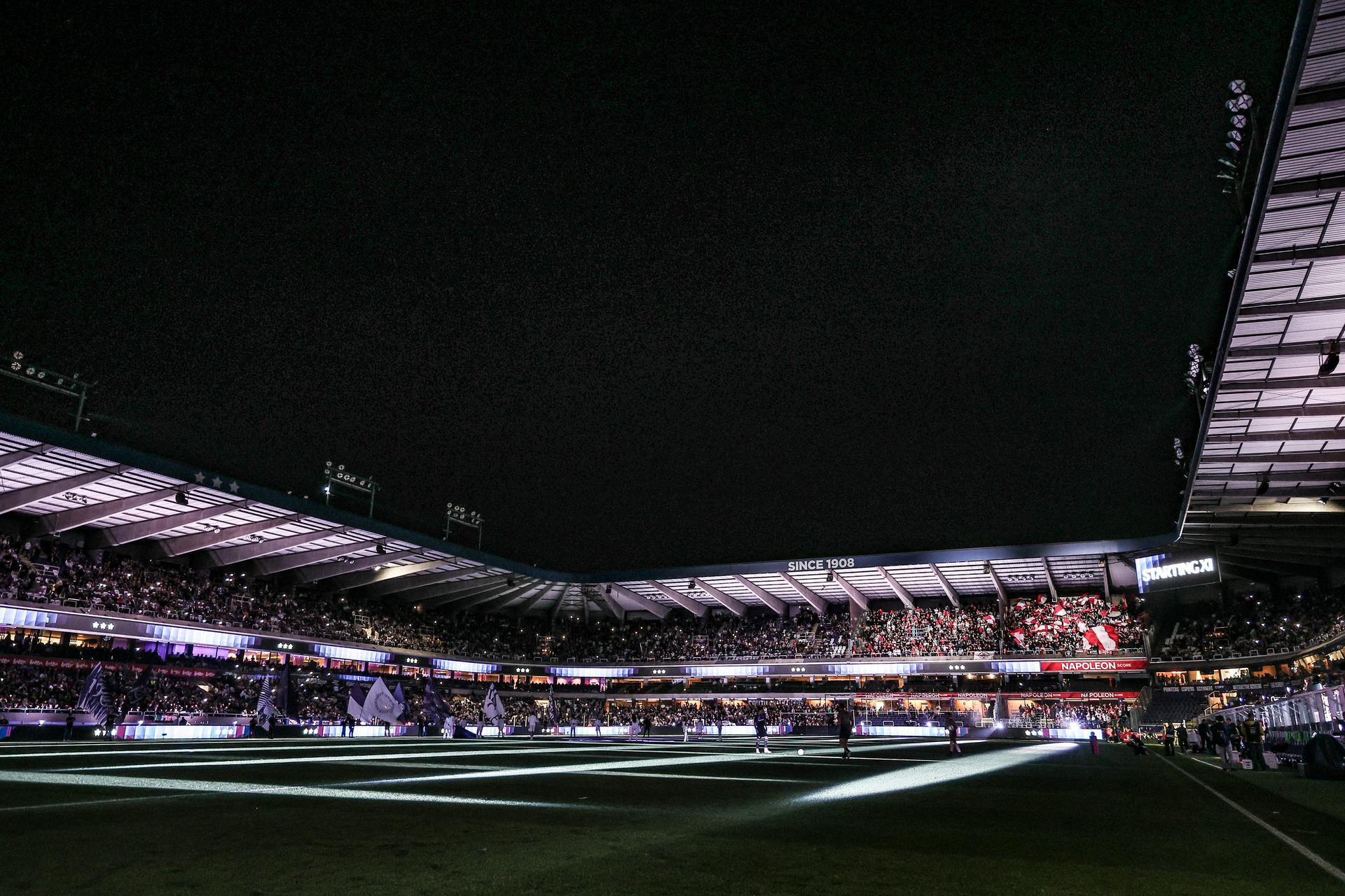 the 'Lotto Park' stadium pictured at the start of a soccer match between RSC Anderlecht and Royal Antwerp FC, Saturday 20 September 2025 in Anderlecht, on day 8 of the 2025-2026 'Jupiler Pro League' first division of the Belgian championship. BELGA PHOTO BRUNO FAHY