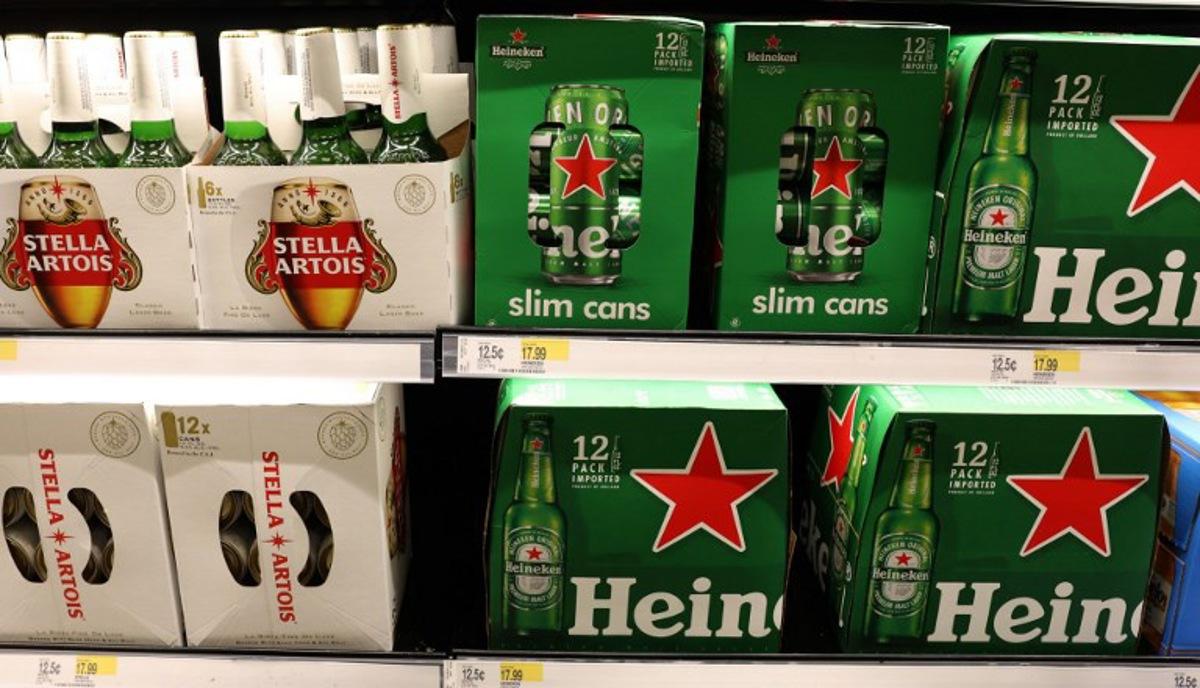 Imported beer, including Stella Artois and Heineken, for sale at a store in New York City on April 10, 2025.  US President Donald Trump's 10 percent tariff for almost all countries except China will likely remain in place going forward, his top economic advisor Kevin Hassett said Thursday. On April 8, Trump announced a 90-day pause on higher tariffs against all countries except China, reversing a policy that had roiled global stock markets and spooked the American bond markets -- a key barometer of investors' faith in the US government's ability to pay its debts.  TIMOTHY A. CLARY / AFP