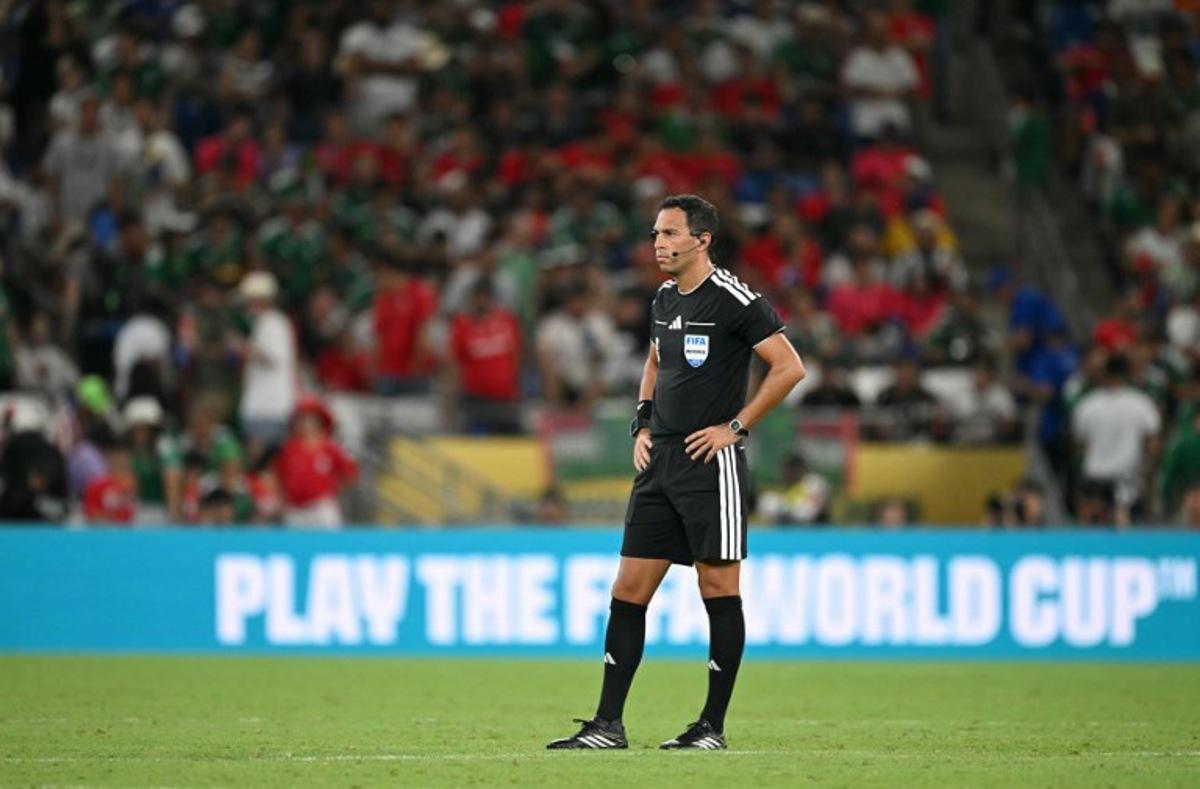 Argentine referee Facundo Tello officiates during the 2026 World Cup Group A football match between South Africa and South Korea at the Monterrey Stadium in Guadalupe, Mexico, on June 24, 2026.   Yuri CORTEZ / AFP