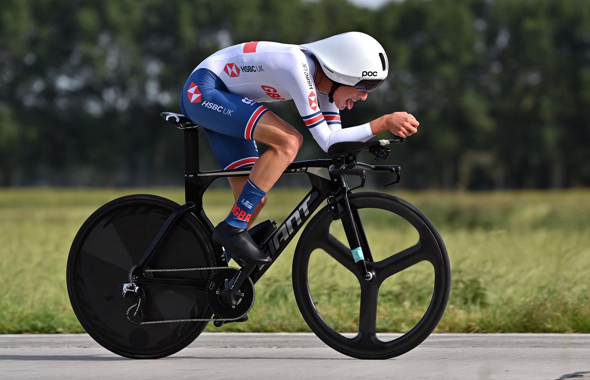 Great Britain Finlay Pickering pictured in action during the junior men time trial race, 22,3 km from Knokke to Brugge, on the third day of the UCI World Championships Road Cycling Flanders 2021, in Brugge on Tuesday 21 September 2021. The Worlds take place from 19 to 26 September 2021, in several cities in Flanders, Belgium. BELGA PHOTO DIRK WAEM
