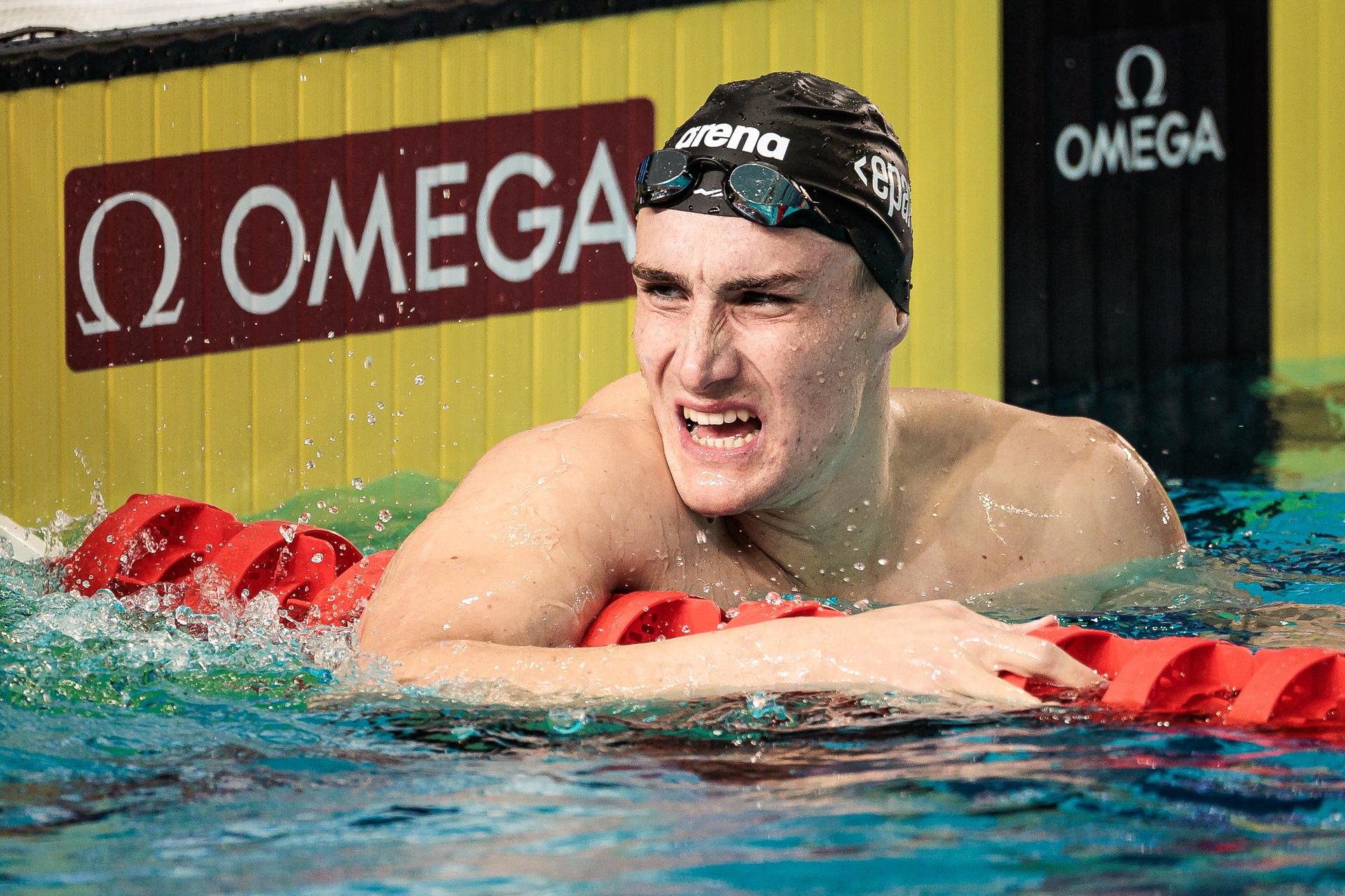 Lucas Henveaux of Belgium during Men's 400m Individual Medley Final during the European Aquatics Short Course Swimming Championships in Lublin, Poland, on Sunday 07 December 2025. BELGA PHOTO NIKOLA KRSTIC