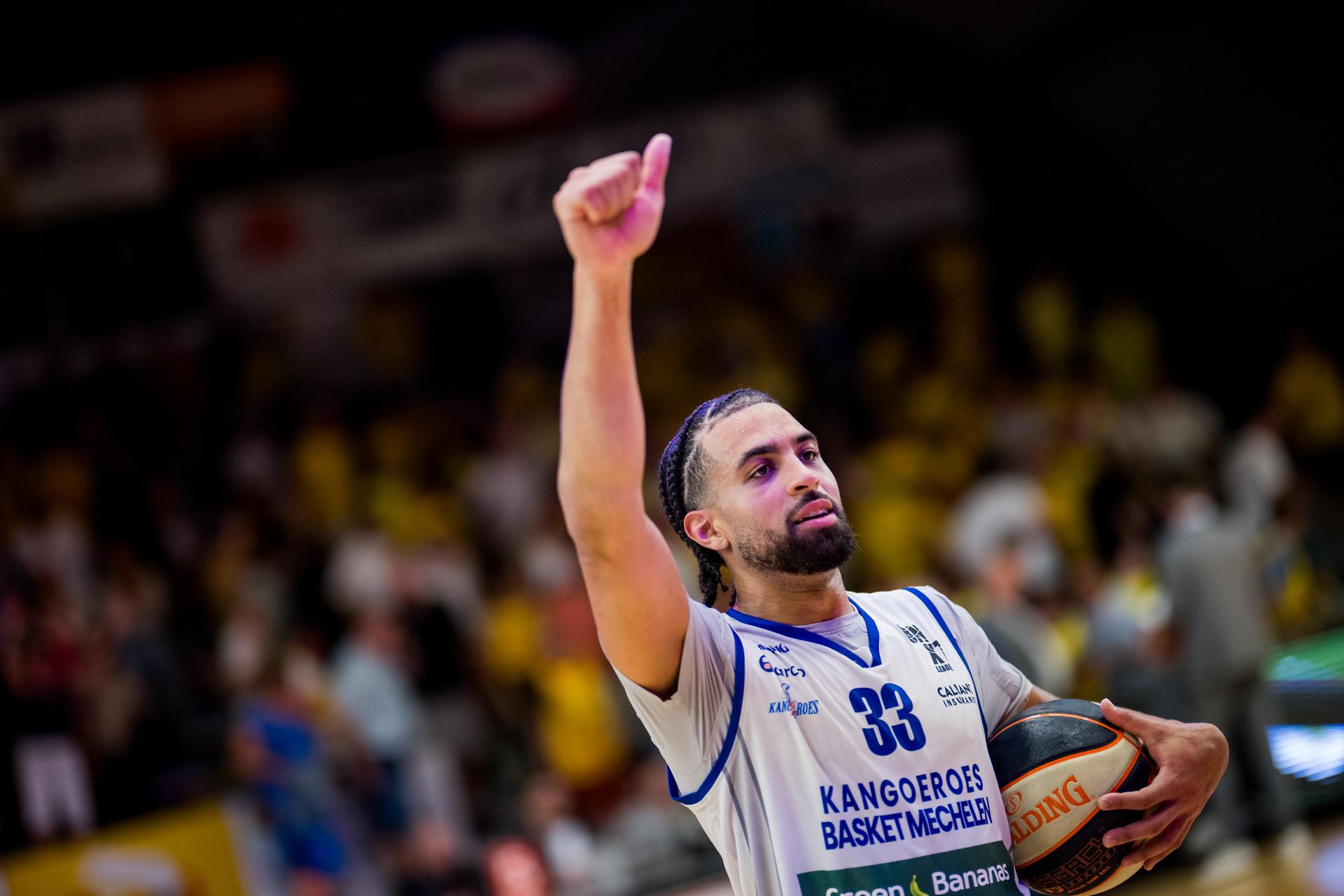 Mechelen's Trenton Gibson celebrates after winning a basketball match between Kangoeroes Mechelen and Filou Oostende, Saturday 31 May 2025 in Mechelen, the first leg of the best-of-5 finals in the playoffs of the 'BNXT League' Belgian/ Dutch first division basket championship. BELGA PHOTO JASPER JACOBS