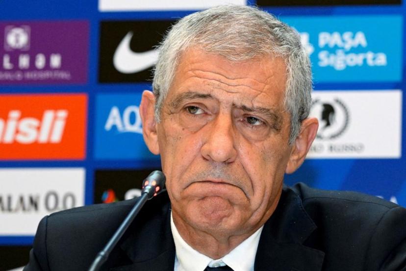 Newly appointed head coach of the Azerbaijani national football team Fernando Santos gives a press conference in Baku on June 13, 2024.  Tofik BABAYEV / AFP