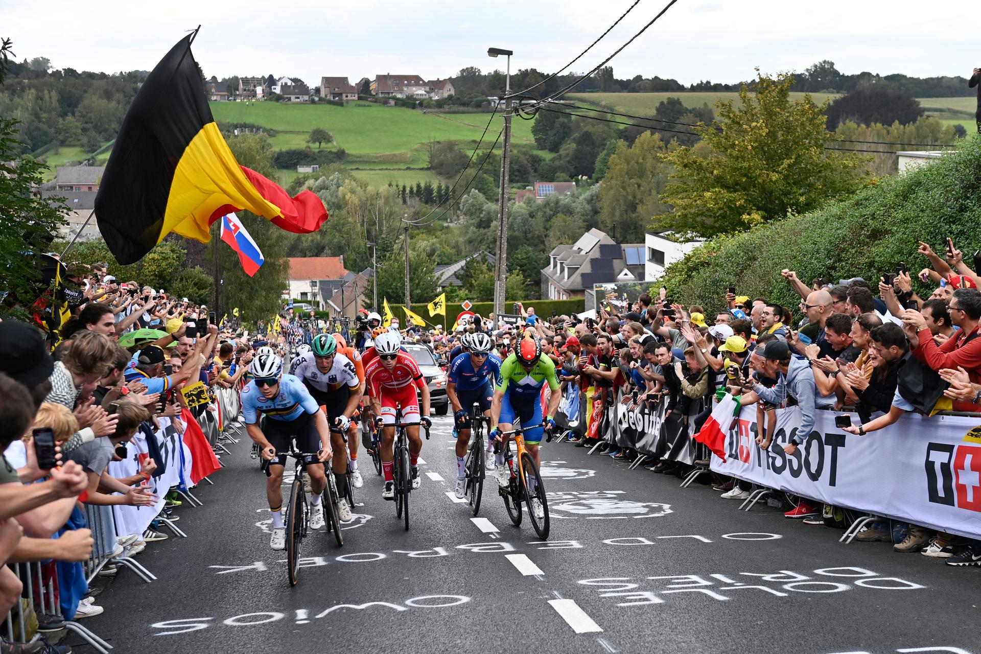 Belgian Remco Evenepoel pictured in action during the elite men road race of the UCI World Championships Road Cycling Flanders 2021, 268,3km from Antwerp to Leuven on Sunday 26 September 2021. The Worlds take place from 19 to 26 September 2021, in several cities in Flanders, Belgium. BELGA PHOTO POOL KRISTOF RAMON