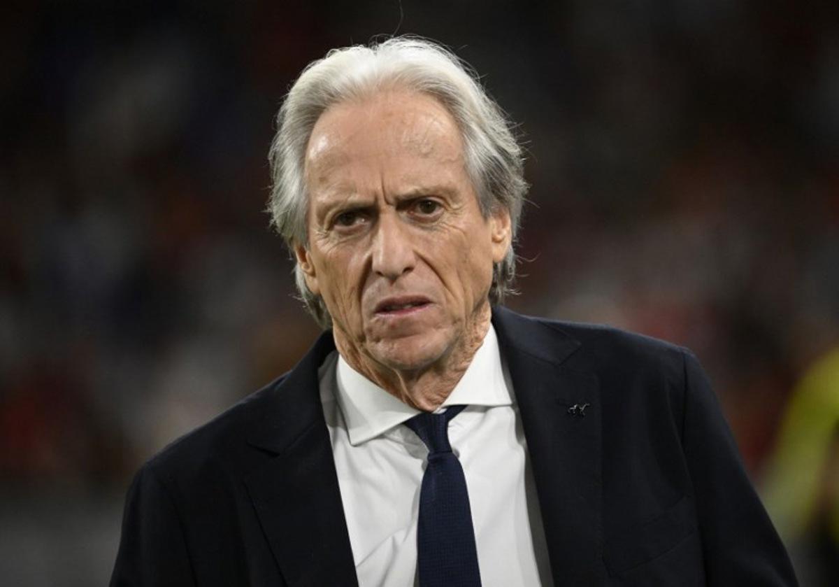 Portugal's coach Jorge Jesus looks on prior the UEFA Nations League Group 4 football match between Portugal and Norway at Dragao stadium in Porto on October 3, 2026.   Miguel RIOPA / AFP