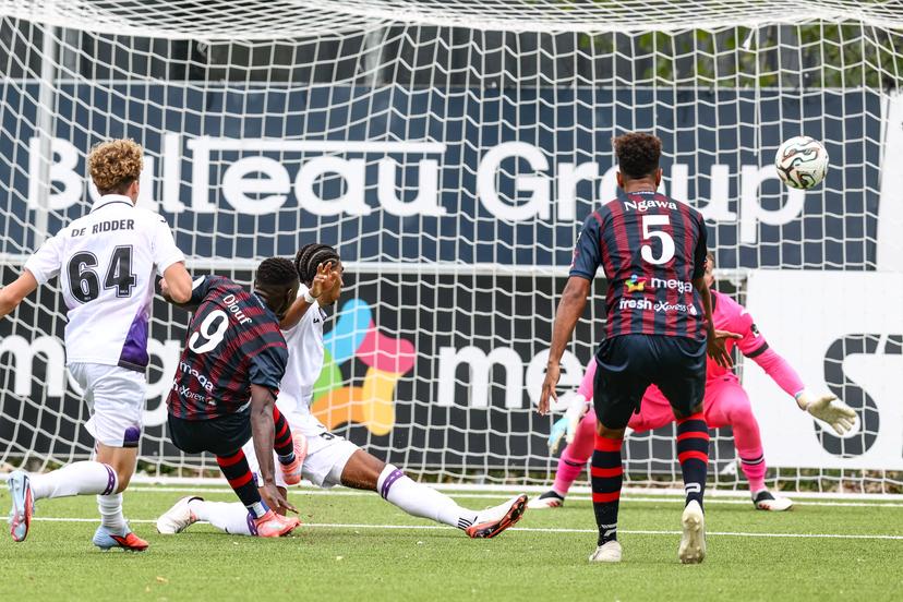 Liege's Oumar Diouf scores a goal during a soccer game between RFC Liege vs RSCA Futures, Saturday 20 September 2025 in Liege, on day 6 of the 2025-2026 'Challenger Pro League' 1B second division of the Belgian championship. BELGA PHOTO BRUNO FAHY